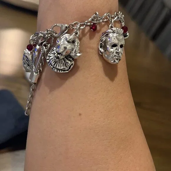 Halloween Horror Movie  Charm Bracelet - Picture 4 of 4